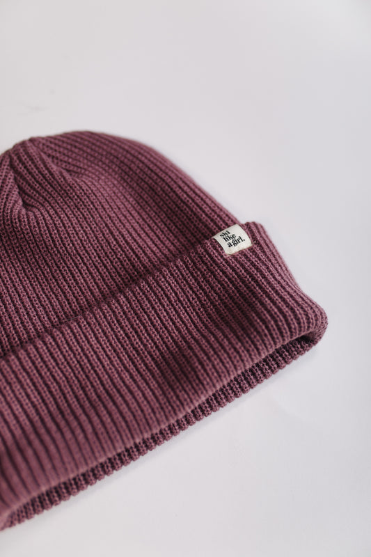 Knit Tag Beanie – Grape
